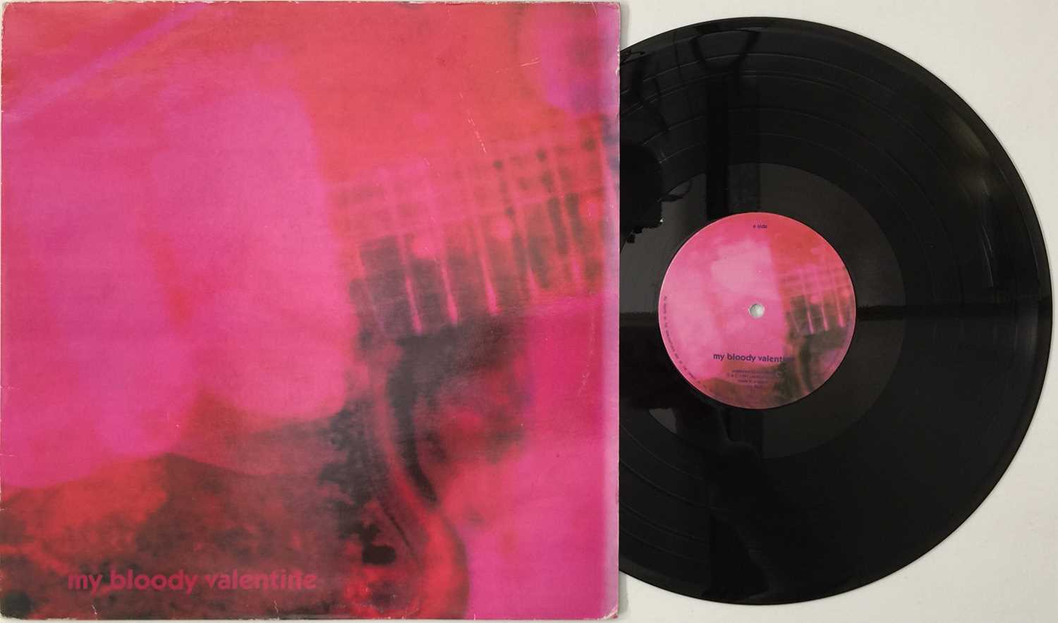 Lot 671 - MY BLOODY VALENTINE - LOVELESS LP (ORIGINAL UK COPY - CREATION CRELP 060)