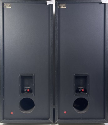 Lot 29 - ACOUSTIC RESEARCH SRT 260 SPEAKERS (PAIR).