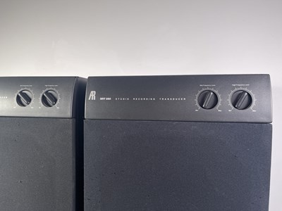 Lot 29 - ACOUSTIC RESEARCH SRT 260 SPEAKERS (PAIR).