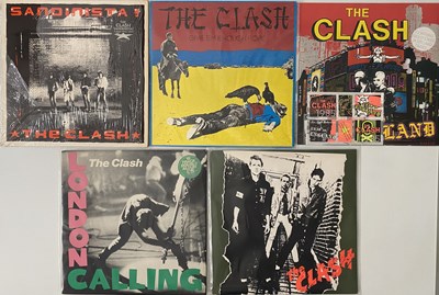 Lot 738 - THE CLASH - LP/7" COLLECTION