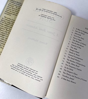 Lot 18 - ROBERT MARKHAM (KINGSLEY AMIS) - JAMES BOND - COLONEL SUN (1968) UK FIRST EDITION.