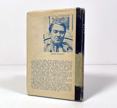 Lot 20 - ROBERT MARKHAM (KINGSLEY AMIS) - JAMES BOND - COLONEL SUN (1968) AUSTRALIAN BOOK CLUB EDITION.