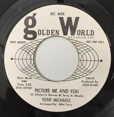 Lot 18 - TONY MICHAELS - PICTURE ME AND YOU/ I LOVE THE LIFE I LIVE 7" (US PROMO - GOLDEN WORLD - GW-41)