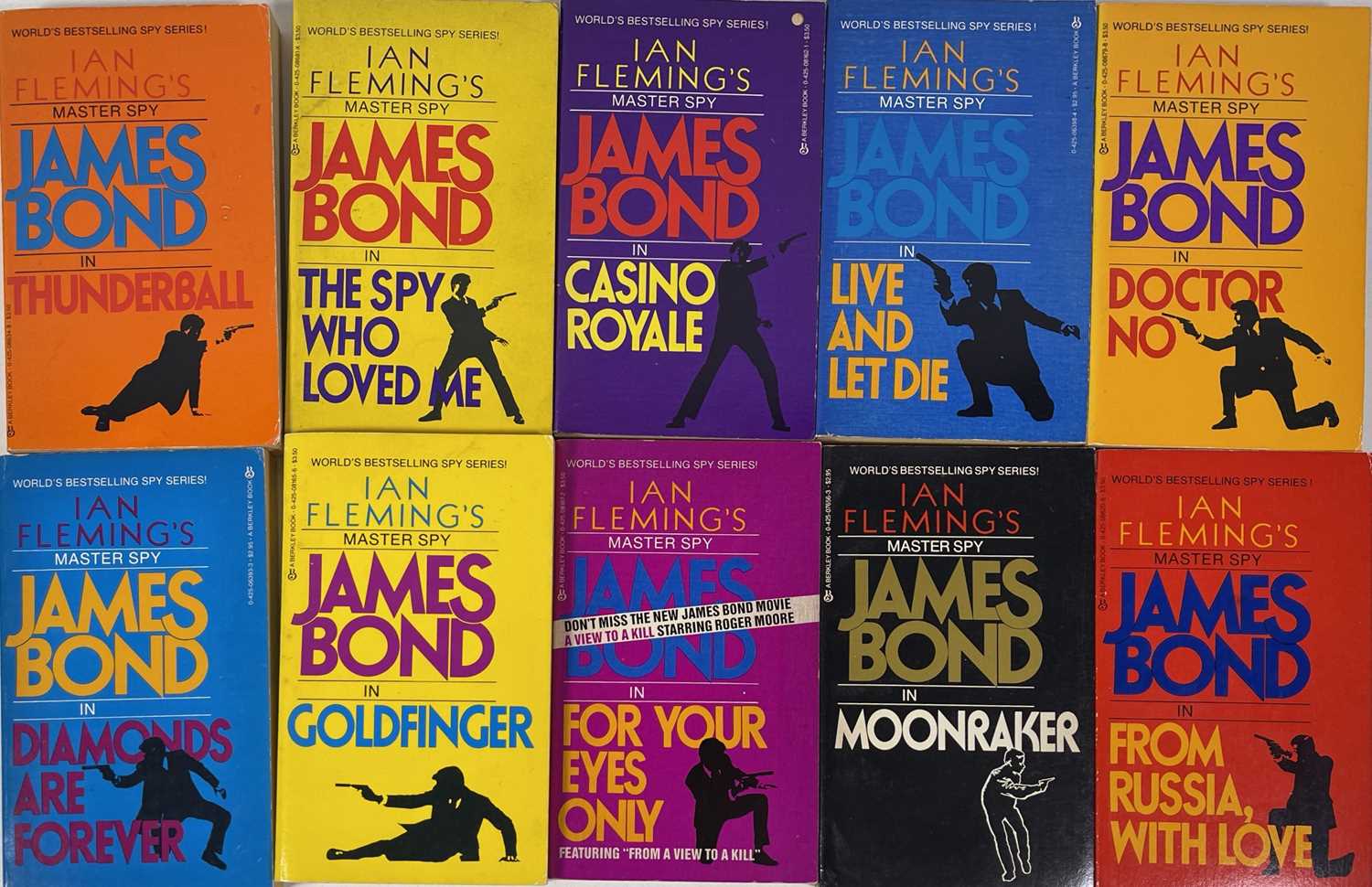 Lot 49 - IAN FLEMING- JAMES BOND - BERKLEY EDITIONS.