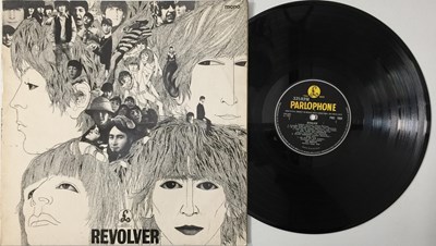 Lot 71 - THE BEATLES - REVOLVER LP (ORIGINAL UK WITHDRAWN MIX COPY - PMC 7009)