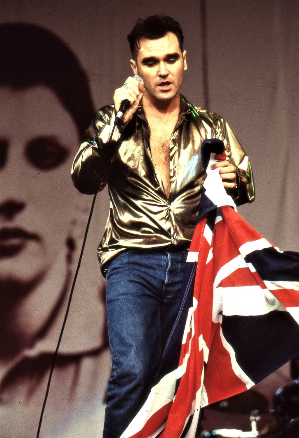 Lot 69 - THE SMITHS INTEREST - MORRISSEY - FINSBURY PARK LONDON 1991 - COLOUR IMAGES WITH COPYRIGHT.