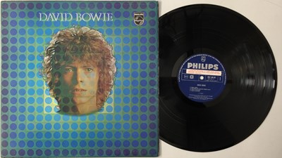 Lot 23 - DAVID BOWIE - DAVID BOWIE LP (DUTCH OG - FACTORY SAMPLE - PHILIPS - 852 146 BY)