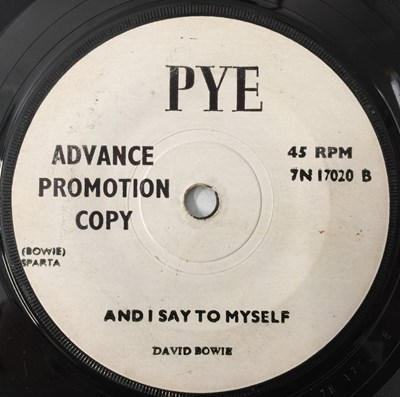 Lot 30 - DAVID BOWIE WITH THE LOWER THIRD - CAN'T HELP THINKING ABOUT ME 7" (UK PROMO - PYE 7N 17020)