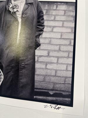 Lot 52 - POLY STYRENE - SHEPPERTON STUDIOS 1977 - PHOTOGRAPHER SIGNED PHOTO PRINT.