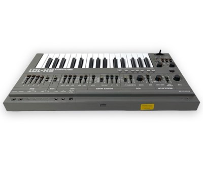 Lot 19 - ROLAND - A SH-101 MONOPHONIC SYNTHESIZER WITH ORIGINAL OWNER'S MANUAL.