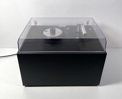 Lot 23 - PRO-JECT VC-S RECORD CLEANING MACHINE.