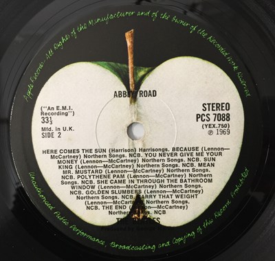 Lot 447 - THE BEATLES - ABBEY ROAD LP (PCS 7088 - MISALIGNED APPLE SLEEVE)