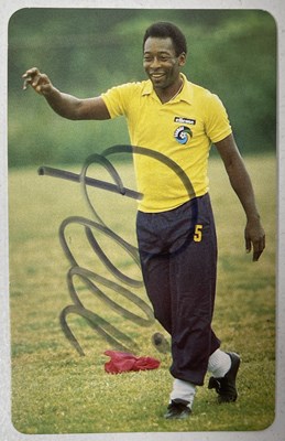 Lot 310 - PELE SIGNED FAX-PAX CARD 1989 FOOTBALL GREATS.