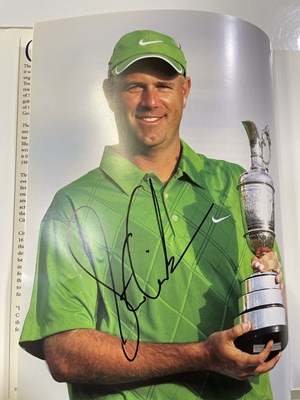 Lot 279 - GOLF MEMORABILIA - SIGNED GOLF BALLS AND SIGNED OPEN BOOKS.