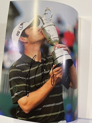 Lot 279 - GOLF MEMORABILIA - SIGNED GOLF BALLS AND SIGNED OPEN BOOKS.