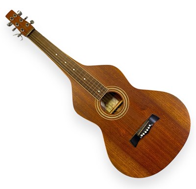 Lot 2 - A CLEARWATER GW2 LAP GUITAR.