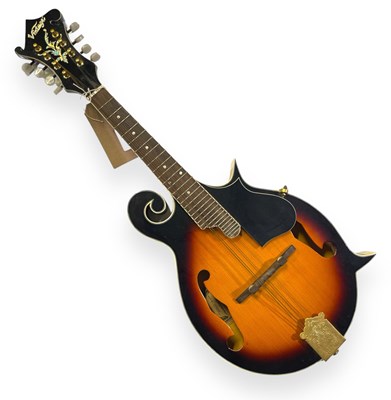 Lot 9 - VINTAGE MANDOLIN.