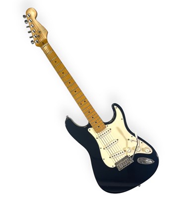 Lot 16 - 1991 MADE IN USA FENDER STRATOCASTER ELECTRIC GUITAR.