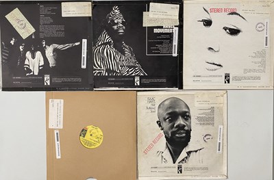 Lot 30 - STAX - LP PACK