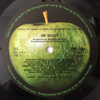 Lot 685 - THE BEATLES - THE WHITE ALBUM LP (PMC 7068 - ORIGINAL PRESSING - LOW NUMBER)