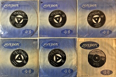 Lot 134 - EDDIE COCHRAN - UK LONDON 7'' COLLECTION