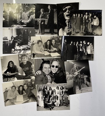 Lot 293 - THE BEATLES - BOB GRUEN STAMPED PRESS PHOTOS.