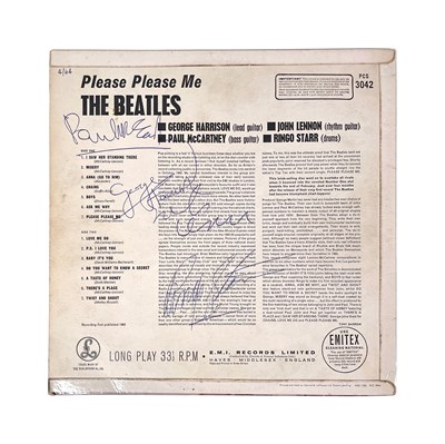 Lot 321 - THE BEATLES - A FULLY SIGNED COPY OF 'PLEASE PLEASE ME'.