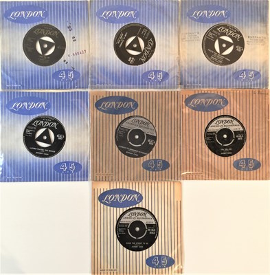 Lot 135 - JOHNNY CASH 7'' UK LONDON COLLECTION