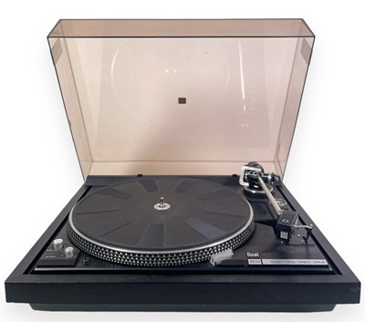 Lot 29 - DUAL 604 TURNTABLE.