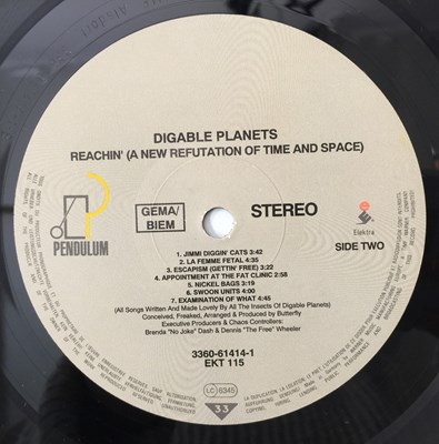 Lot 8 - DIGABLE PLANETS - REACHIN' (A NEW REFUTATION OF TIME AND SPACE) LP (EUROPEAN ORIGINAL - ELEKTRA - EKT 115)