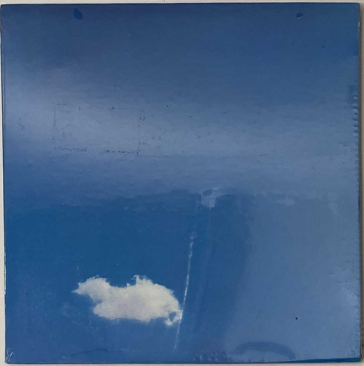 Lot 73 - THE PLASTIC ONO BAND - LIVE PEACE IN TORONTO 1969 LP (SW 3362 - STOCK US COPY - SEALED & SIGNED BY ALAN WHITE)