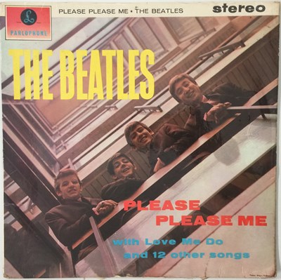 Lot 84 - THE BEATLES - PLEASE PLEASE ME LP (ORIGINAL UK STEREO 'BLACK AND GOLD' PCS 3042)