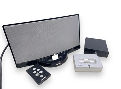 Lot 24 - PRO-JECT 1-XPRESSION III CARBON TURNTABLE