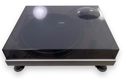 Lot 16 - TECHNICS SL-120 DIRECT DRIVE TURNTABLE.