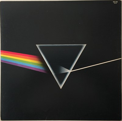 Lot 16 - PINK FLOYD - THE DARK SIDE OF THE MOON LP (UK COMPLETE SOLID TRIANGLE - SHVL 804)