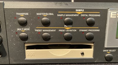 Lot 9 - Studio Equipment - E-Mu Systems ESI 4000 Digital Sampler - lot 9