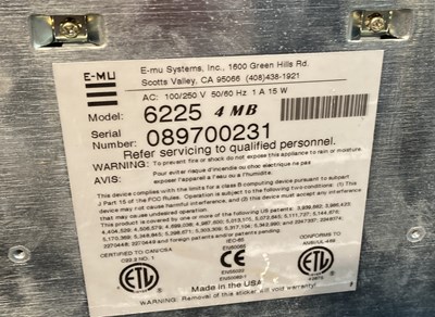 Lot 9 - Studio Equipment - E-Mu Systems ESI 4000 Digital Sampler - lot 9