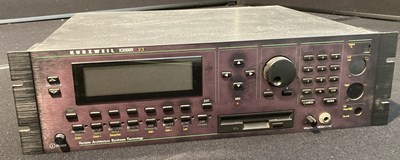 Lot 10 - Studio Equipment - Kurzweil K2000R V3 Synthesizer - 10