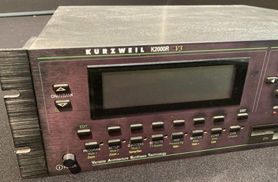 Lot 10 - Studio Equipment - Kurzweil K2000R V3 Synthesizer - 10
