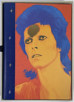 Lot 4 - DAVID BOWIE / MICK ROCK - MOONAGE DAYDREAM - GENESIS BOOK - BOWIE/ROCK SIGNED.