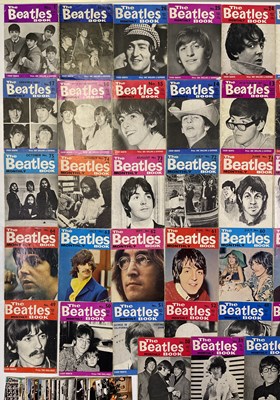 Lot 14 - THE BEATLES - MONTHLY BOOKS / COLLECTORS CARDS.