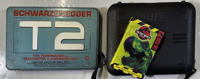 Lot 216 - FILM COLLECTABLES INC ORIGINAL JURASSIC PARK PRESS KIT.