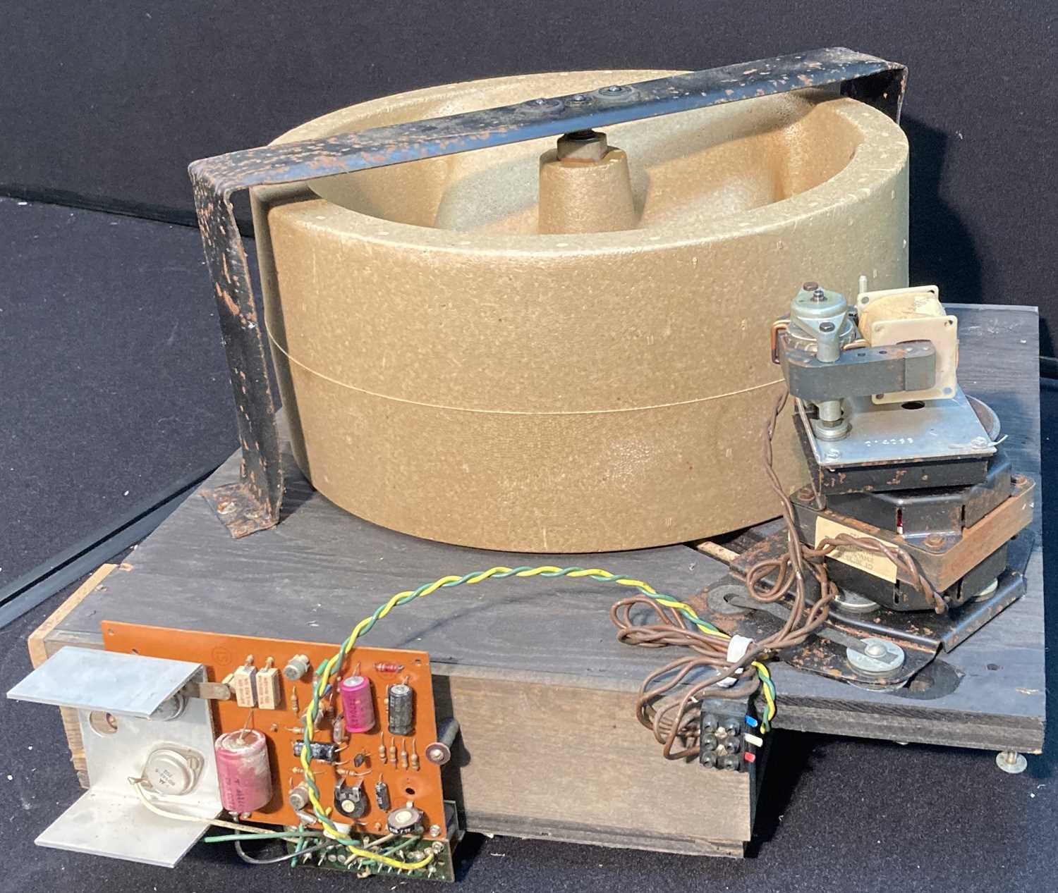 Lot 22 - Three 'Leslie' Organ  Tremolo Units - One In Box - 22