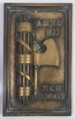 Lot 25 - WWII ITALIAN FASCIST ERA BRONZE WALL PLAQUE.