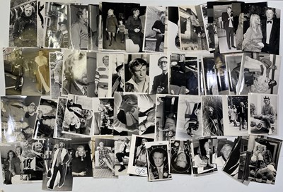 Lot 253 - RICHARD HARRIS - LARGE COLLECTION OF PRESS PHOTOGRAPHS.