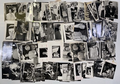 Lot 256 - RICHARD BURTON - LARGE COLLECTION OF PRESS PHOTOGRAPHS.