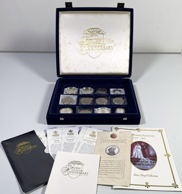 Lot 62 - QUEEN ELIZABETH II GOLDEN WEDDING COIN SET.
