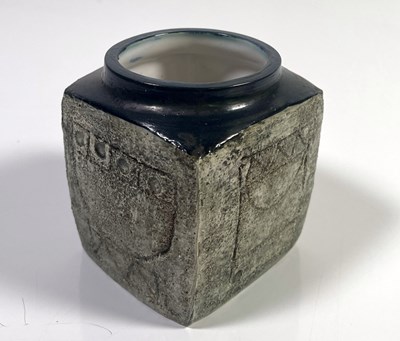 Lot 40 - TROIKA - MARMALADE POT DECORATED BY AVRIL BENNETT.