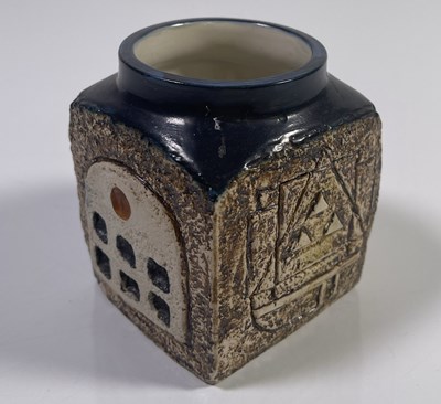 Lot 42 - TROIKA - MARMALADE POT.