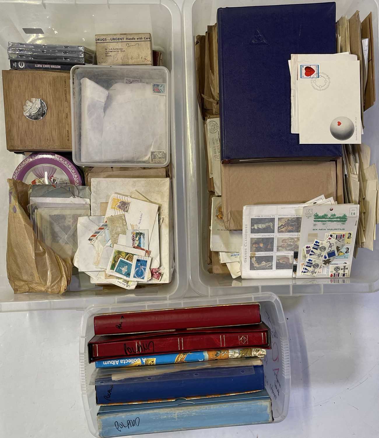 Lot 22 - POLISH STAMP COLLECTION - LARGE QUANTITY OF.